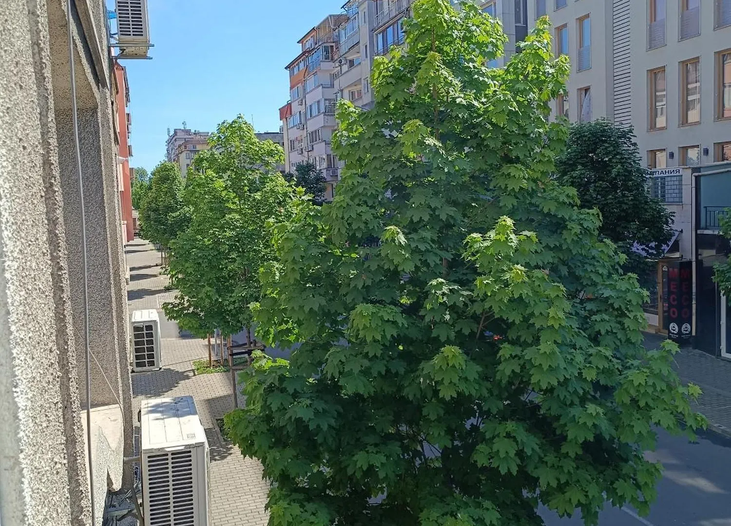 Апартамент Деси Burgas Apartment